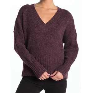 Abound V-Neck Heather Burgundy Sweater